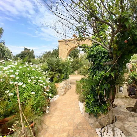 Apartment La Torre Racale